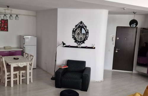 Galati Apartment | Hotel Jolie Apartments - Large Studio