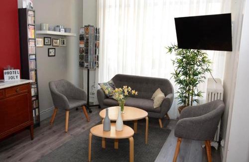 Armentieres Hotel | Hotel Joly