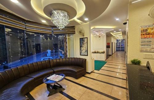 Bettiah Hotel | Hotel Kasauli Grand II Parking I Lawn I Beautiful Scenic View I Restaurant