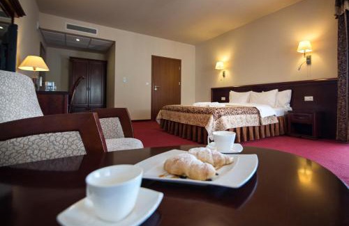Slubice Hotel | Hotel Kawallo