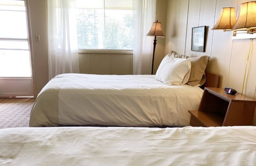 Jones Falls Hotel | Hotel Kenney Rideau