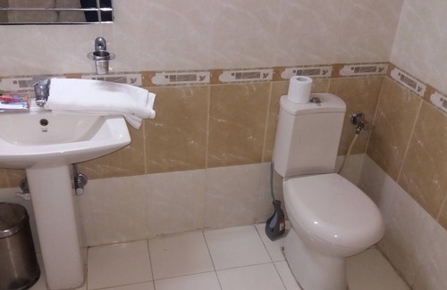 Raja Park Hotel | Hotel Kings Corner