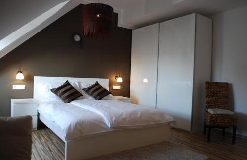 Chlumec nad Cidlinou Hotel | Hotel Koruna