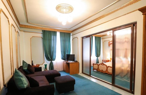 Galati Hotel | Hotel KRETA