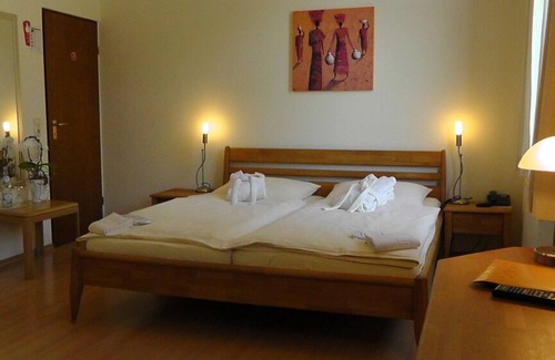 Bad Muenstereifel Hotel | Hotel Kurhaus Uhlenberg