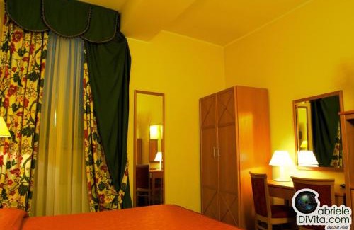 Lucca Historical Center Hotel | Hotel La Luna