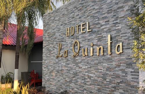 Sector 2 Hotel | Hotel La Quinta