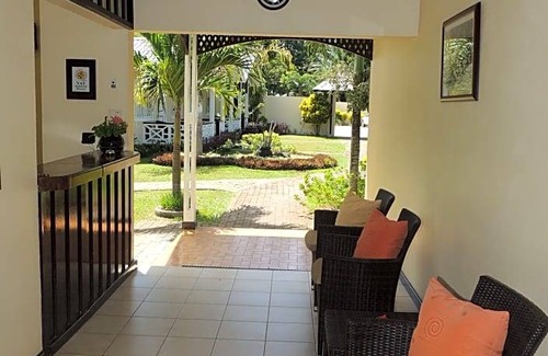 Anse aux Pins Hotel | Hotel La Roussette