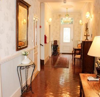 Beaune Hotel | Hotel La Villa Fleurie