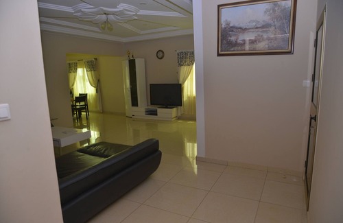 Lome Hotel | HOTEL LABASE 228