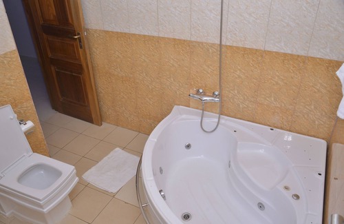 Lome Hotel | HOTEL LABASE 228