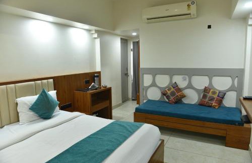 Palanpur Hotel | Hotel Lajwanti