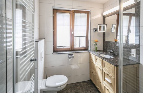 Teningen Hotel | Hotel - Landgasthof Rebstock