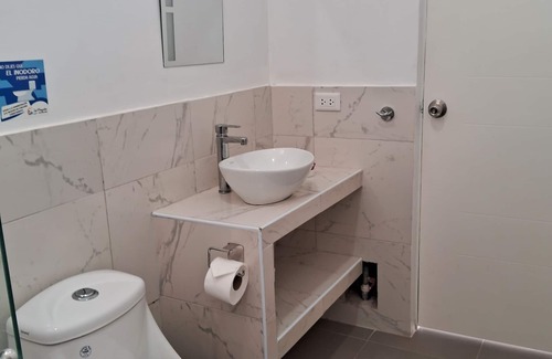 Canoas Bed & Breakfast | Hotel Las Fragatas de Punta Mero B&B and Beach, WiFi, AC, in Canoas de Punta Sal