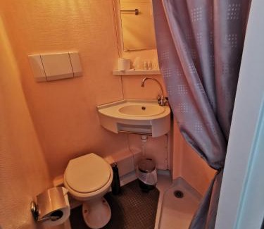 Embrun Hotel | hotel le tourisme