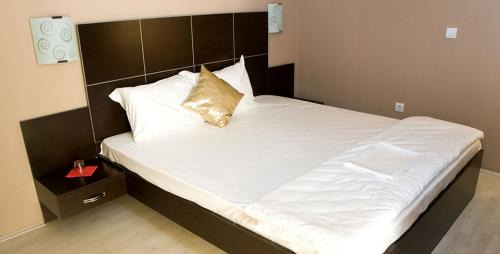 Kocani Hotel | Hotel Leder