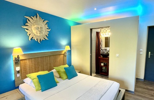 L'Ermitage-les-Bains Hotel | Hotel les Bougainvilliers