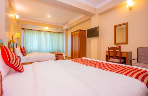 Pokhara Hotel | Hotel Liberty