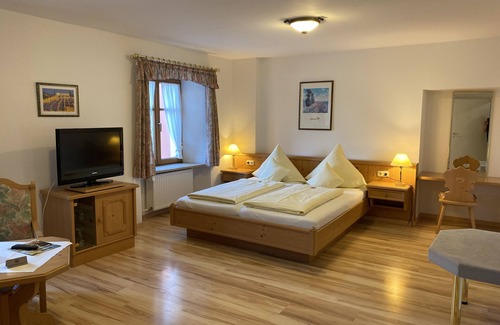 Roding Hotel | Hotel Lobmeyer
