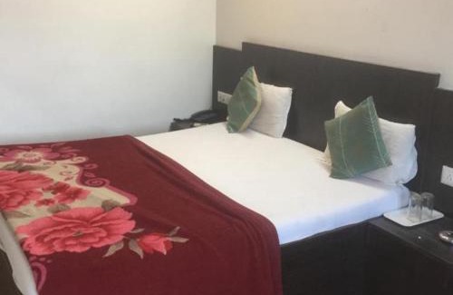 Thaltej Hotel | Hotel Long Stay
