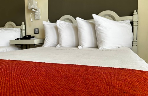 Nuevo Laredo Hotel | Hotel Los Robles