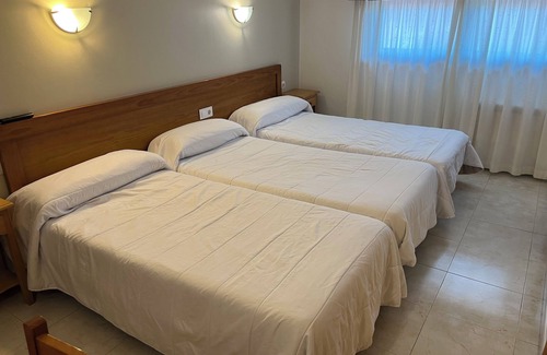 Poio Hotel | Hotel Los Tulipanes
