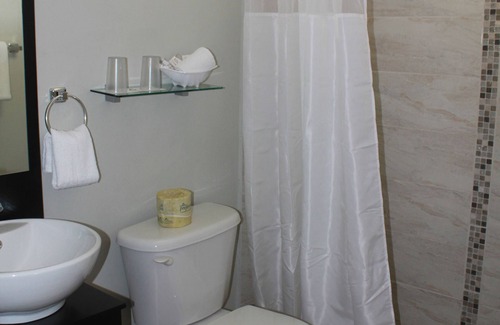 Camino Nuevo Hotel | Hotel Lucia Beach