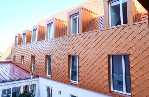 Rain Hotel | Hotel Lutz