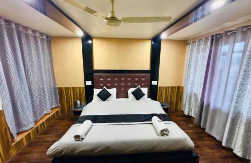 Rajbagh Hotel | Hotel Luxury Inn