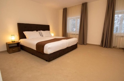 Samokov Hotel | Hotel Malyovitsa