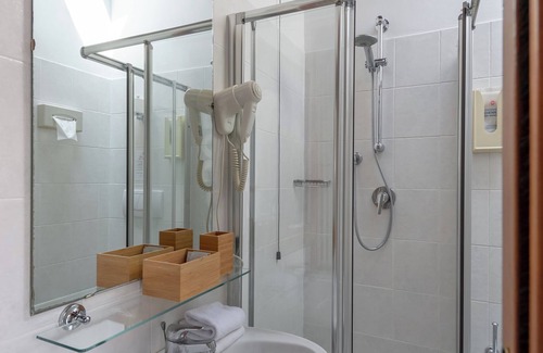 Mantua Hotel | Hotel Mantegna Stazione , Mantegna Hotels