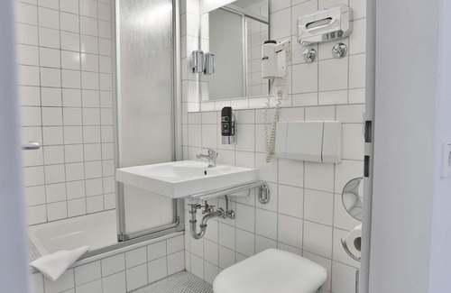 Neureut Sudlicher Teil Hotel | Hotel Maurer