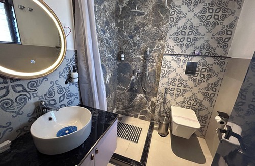 Laheriasarai Hotel | HOTEL MEENA AURUM INN