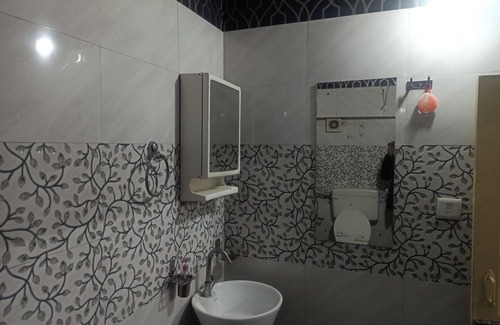 Raja Park Hotel | Hotel Meenu Inn