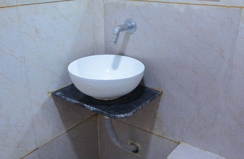 Vastrapur Hotel | Hotel meet palace