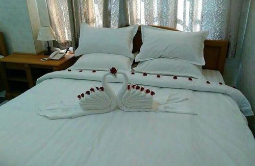 Kalay Hotel | Hotel Moe