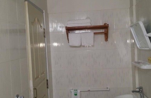 Kalay Hotel | Hotel Moe