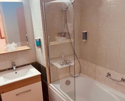 Barlad Hotel | Hotel Moldova