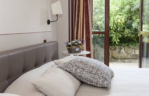 San Baronto Hotel | Hotel Monti