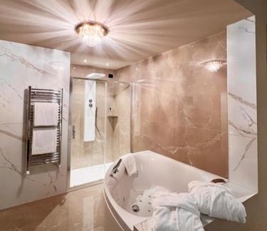 Cusago Hotel | Hotel Motel Top
