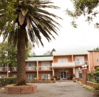Mohales Hoek Hotel | Hotel Mount Maluti - Lesotho