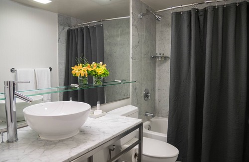New Tacoma Hotel | Hotel Murano