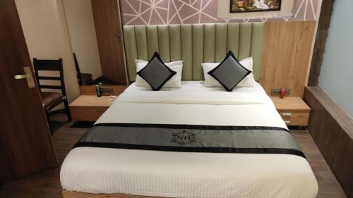 Mira Road East Hotel | Hotel Naivedhya by Kwality Inn
