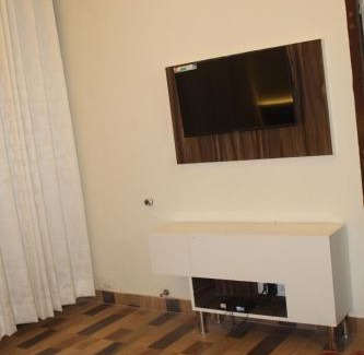 Shri Madhopur Hotel | Hotel Narayan Palace