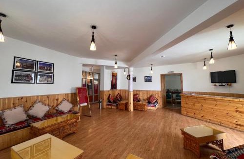 Leh Hotel | Hotel New Glacier View