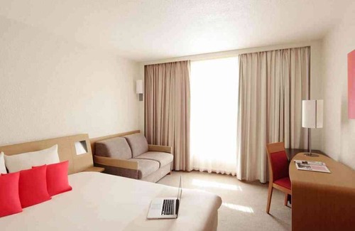 Boves Hotel | Hotel Novotel Amiens Pôle Jules Verne