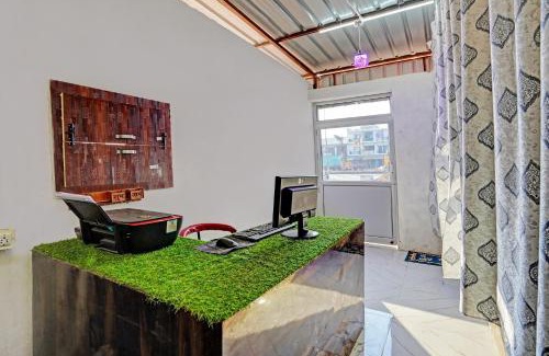 IMT Manesar Hotel | Hotel O Chawla's Hotel & Restaurant