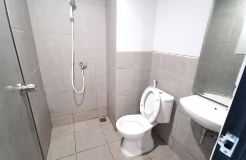Cikarang Hotel | Hotel O Cikarang Near Apartment Riverdale