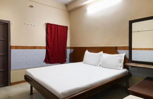 Central Chennai Hotel | Hotel O Jayanthi Mansion