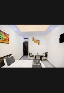 Baraula Hotel | Hotel O K R Resdiancy Near Botanic Garden Of Indian Republic